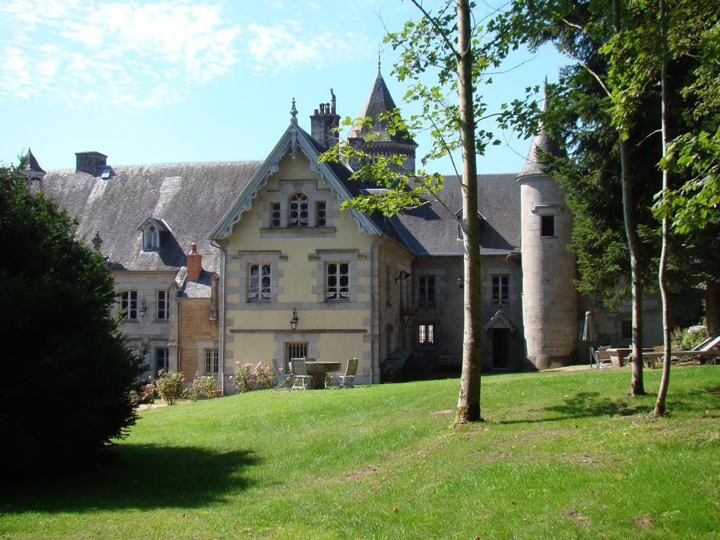 克鲁克城堡 - 德察姆住宿加早餐旅馆 Crocq 外观 照片
