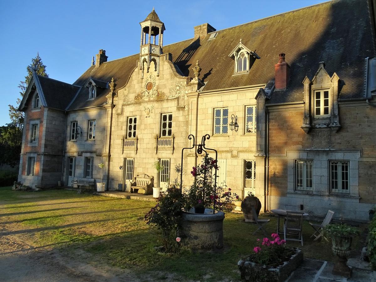 克鲁克城堡 - 德察姆住宿加早餐旅馆 Crocq 外观 照片